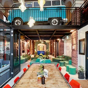 https://hotel-not-hotel.utrechthotels.net