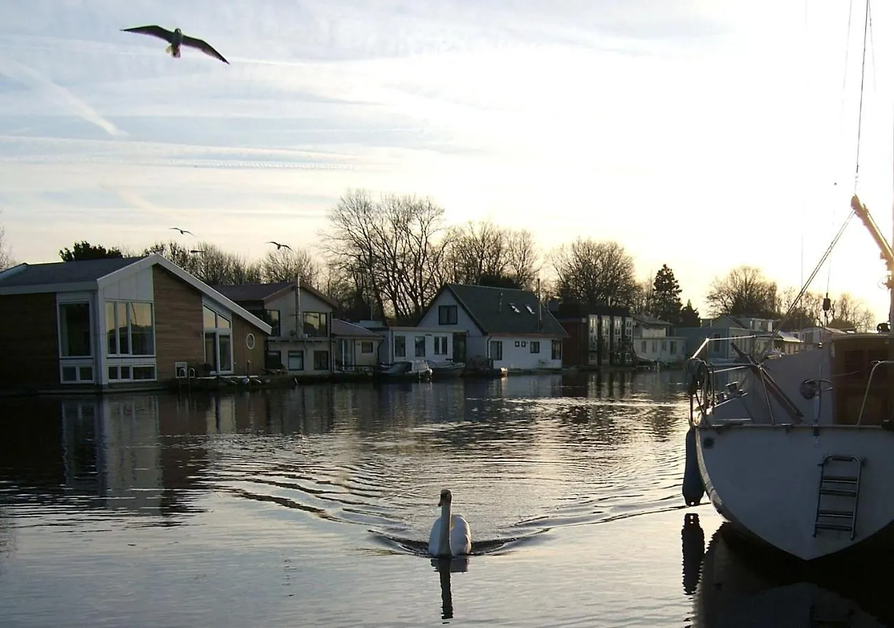 Bed & Breakfast Watervilla-Albertje Amsterdam